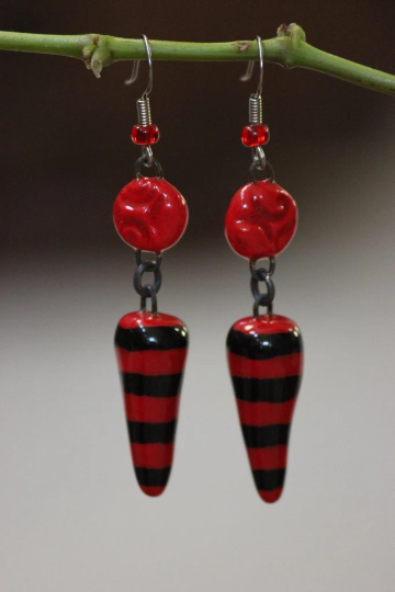 Black and Red Striped Teardrop Style Drop Earrings